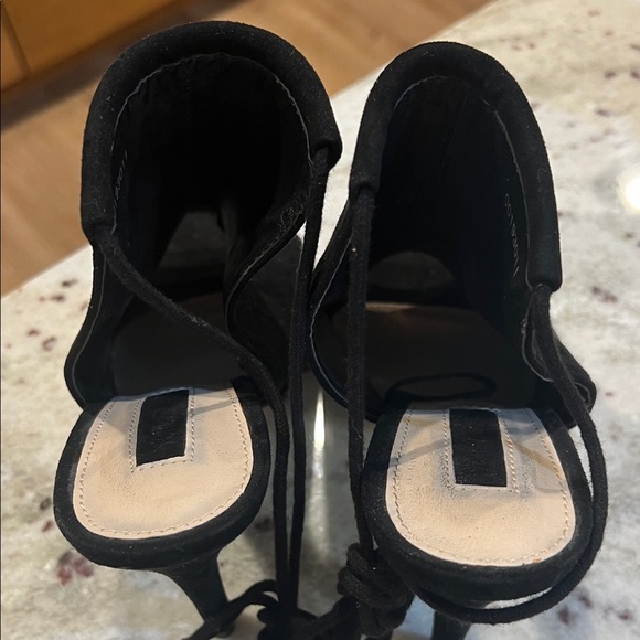 Elegant Black Women's Heeled Booties - Picture 5 of 6